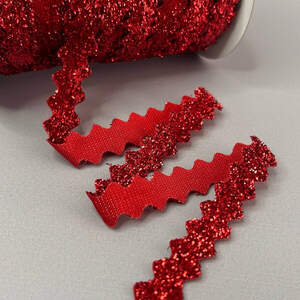 Бархатная лента зиг-заг с люрексом 1см - красный (#16) Бархатная лента зиг-заг с люрексом 1см - красный (#16)