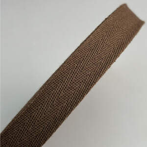 Коричневый киперная лента 2 см (киперная тесьма 20мм) Коричневый киперная лента 2 см (киперная тесьма 20мм)