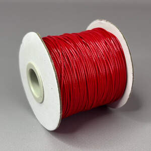 1 м - Вощеный шнур полированный 1 мм - красный 1 м - Вощеный шнур полированный 1 мм - красный
