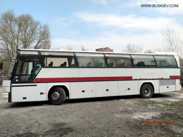 NEOPLAN N216 H, 1993 г.в. – 49 мест, Белый.