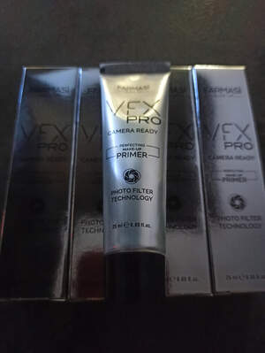 Уценка! Праймер-основа під макіяж VFX PRO Camera Primer Ready Make Up Farmasi, ціна за 1 шт., термін 10/22