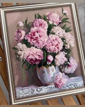 Півонії у вазі Півонії у вазі