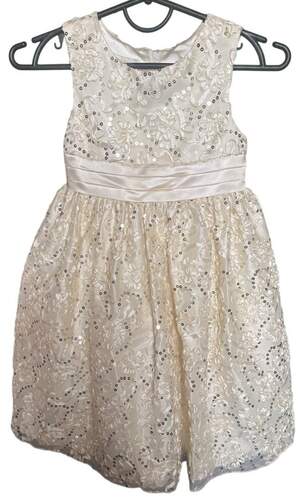 Сукня святкова