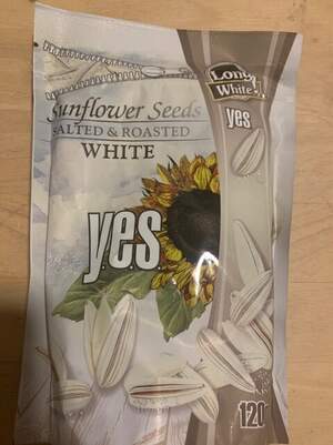 Насіння соняшникове біле підсолене YES