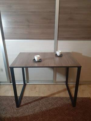 Стіл кухонний в стилі Лофт зі зміценимі ніжками, колір дуб Сонома Трюфель, розмір1000х600мм