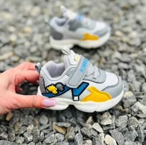 Кросівки для малюків