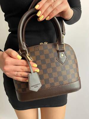 Женская сумка из эко-кожи Луи Виттон Louis Vuitton Alma LV молодежная, брендовая сумка через плечо Женская сумка из эко-кожи Луи Виттон Louis Vuitton Alma LV молодежная, брендовая сумка через плечо