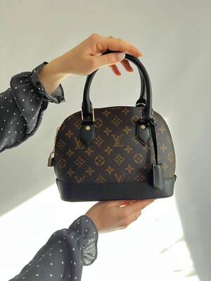Женская сумка из эко-кожи Луи Виттон Louis Vuitton Alma LV молодежная, брендовая сумка через плечо Женская сумка из эко-кожи Луи Виттон Louis Vuitton Alma LV молодежная, брендовая сумка через плечо