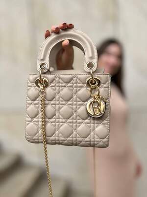 Женская сумка Dior mini Диор маленькая сумка шоппер на плечо красивая, легкая, стеганая сумка из экокожи