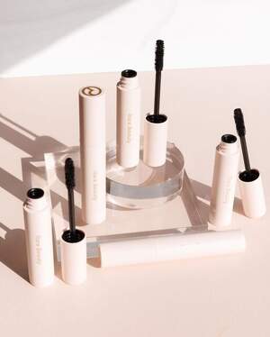 Універсальна туш для вій для об'єму Perfect Strokes