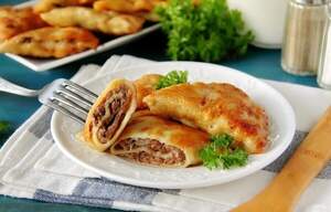 Бендерики із свининою та яловичиною