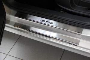 Накладки на пороги Renault LOGAN II