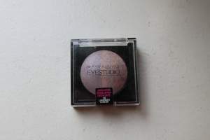 Maybelline EyeStudio Baked Eyeshadow Duo Maybelline EyeStudio Baked Eyeshadow Duo