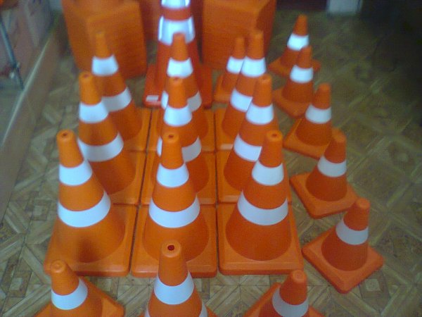 конус дорожный гибкий как резиновый от 38 грн
