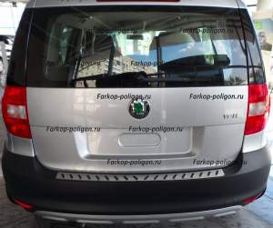 Накладка на задний бампер Skoda Yeti c 2009 г.