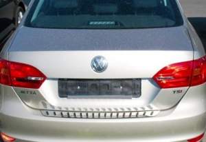 Накладка на задний бампер Volkswagen Jetta VI (седан) c 2010 г.