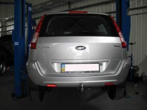 Фаркоп FORD Fusion 2002 г. Фаркоп FORD Fusion 2002 г.
