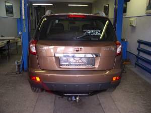 Фаркоп GEELY Emgrand X7 2012 г. Фаркоп GEELY Emgrand X7 2012 г.