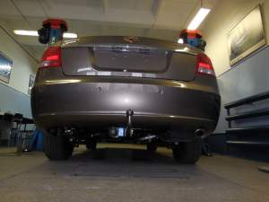 Фаркоп GEELY Emgrand 8 EC8 2013 г. Фаркоп GEELY Emgrand 8 EC8 2013 г.