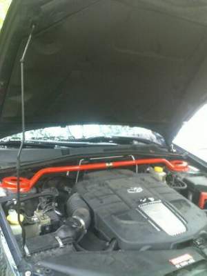 Распорка передних стоек Subaru Outback c 2009г Распорка передних стоек Subaru Outback c 2009г