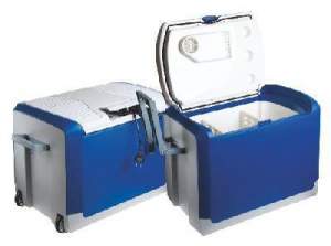 Vitol Froster CB-45 - cумка-холодильник (автохолодильник) на 40 литров 12/220V Vitol Froster CB-45 - cумка-холодильник (автохолодильник) на 40 литров 12/220V