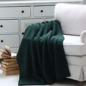Покрывало на кровать LA MODNO Corn Emerald 220х240 Покрывало на кровать LA MODNO Corn Emerald 220х240