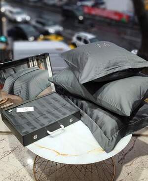 Сатинова постільна білизна Maison D'or