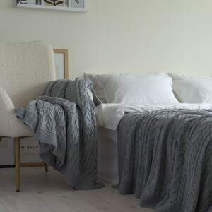В'язане покривало LA MODNO Genova Gray 220х240 В'язане покривало LA MODNO Genova Gray 220х240