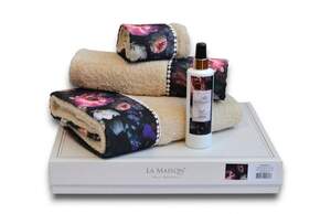 Набор махровых полотенец La Maison Violet с ароматом Набор махровых полотенец La Maison Violet с ароматом