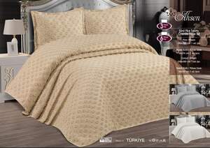 Покривало на ліжко з наволочками Ahsen(240х260)